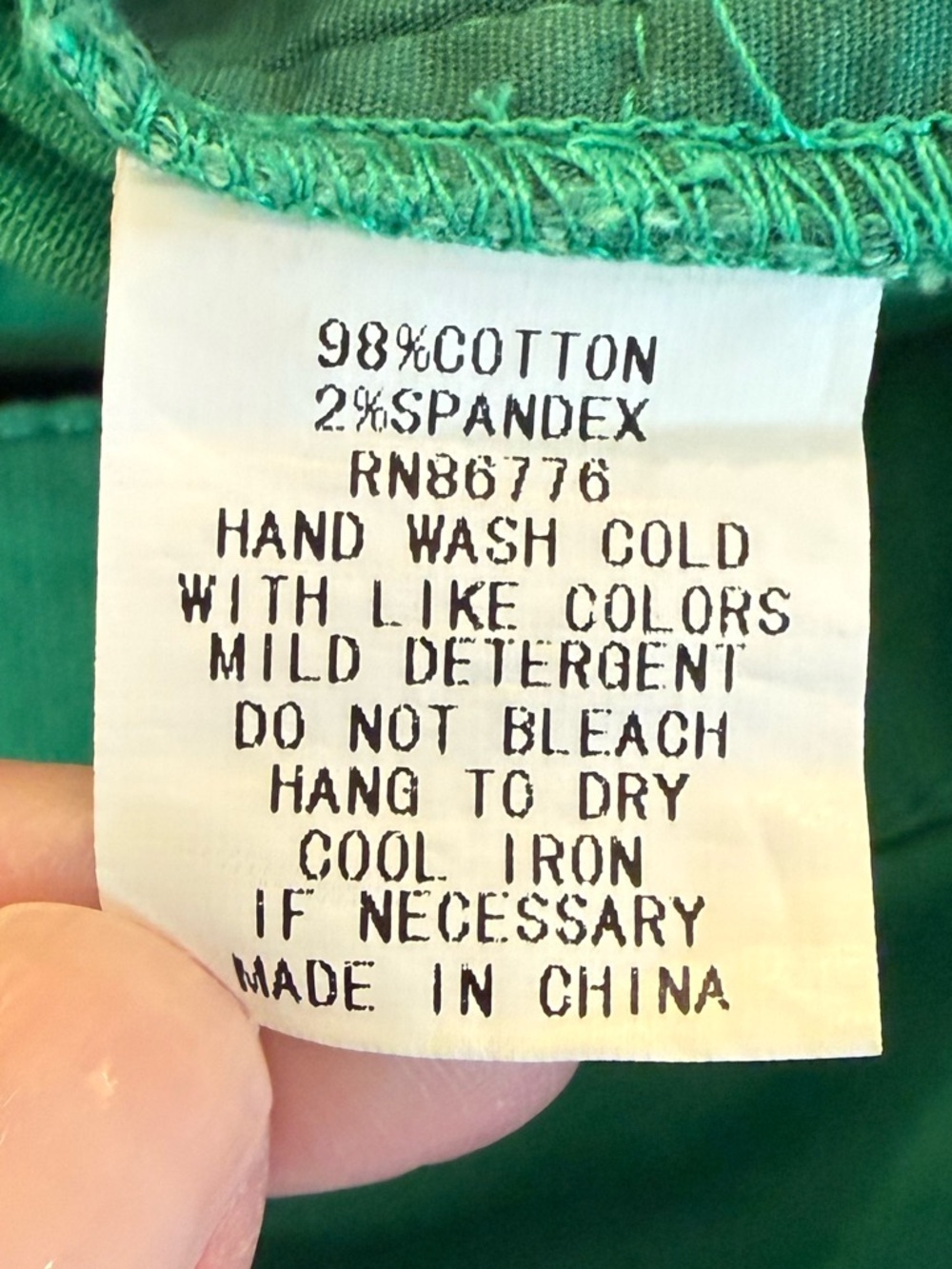 Women’s Emerald Green Cropped Straight-Leg Chino Pants - Picture 5 of 7